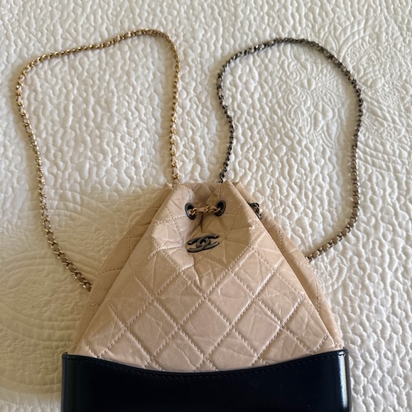 Chanel Beige Quilted Women's Bag/backpack - Picture 5 of 5